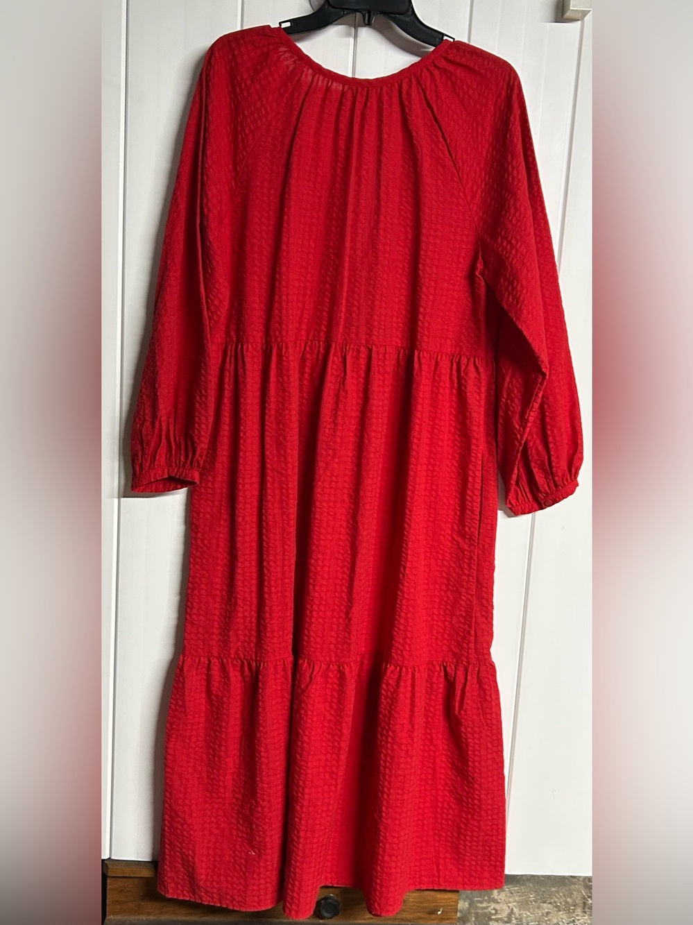Old Navy Red Textured Midi Dress - Picture 2 of 4